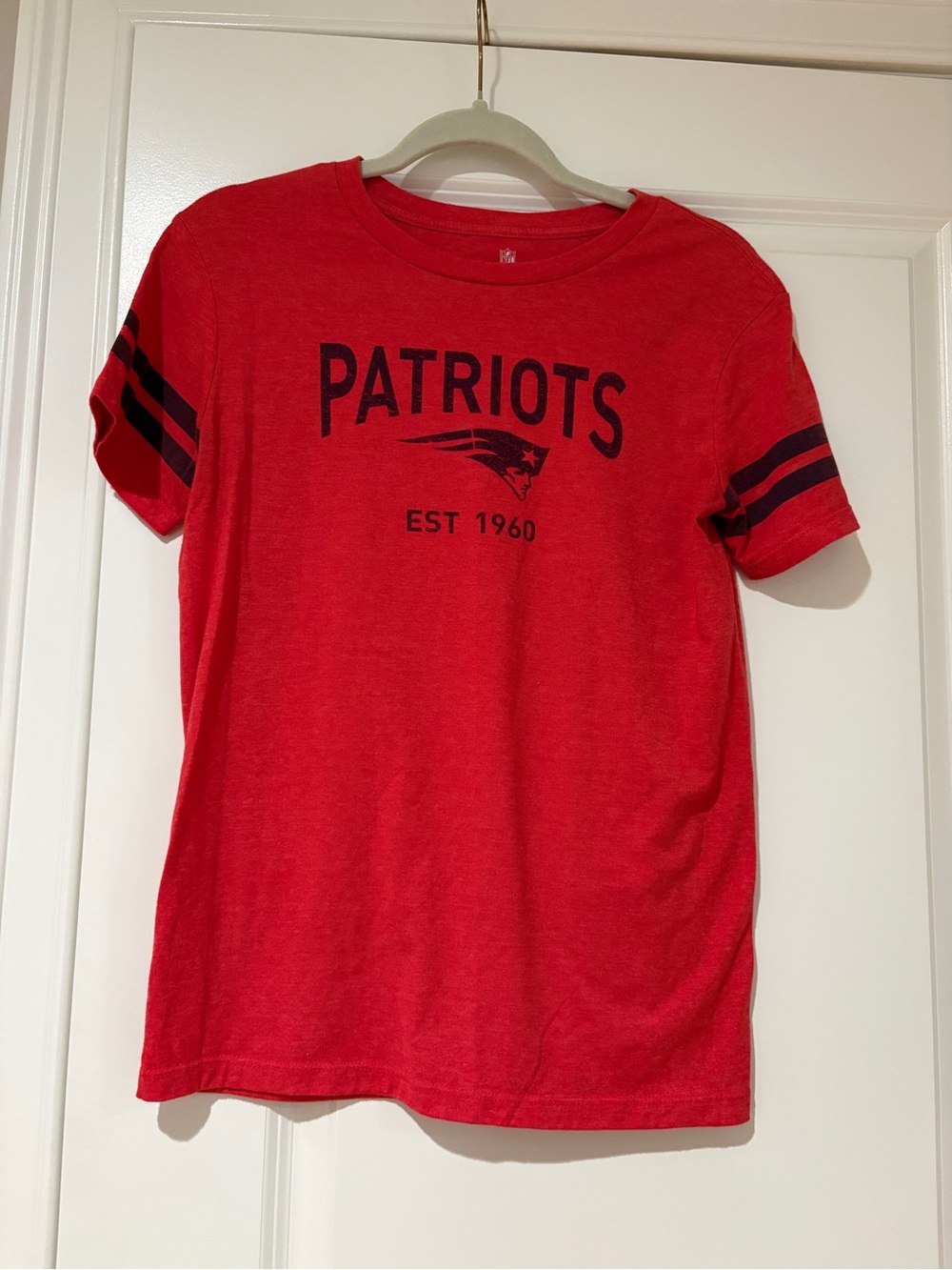 NFL Red Patriots Short Sleeve Tee with Navy Logo